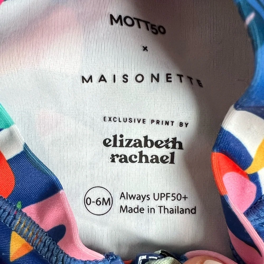 Mott50 x Maisonette Exclusive Rashguard - Picture 4 of 5